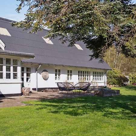 Charmerende Lejlighed Pa Landet Med Privat Skov Bjergby Luaran gambar